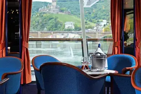 "Avalon Imagery", интерьер.webp