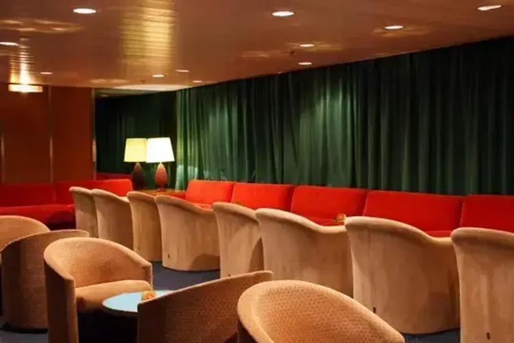 Princess Daphne.webp