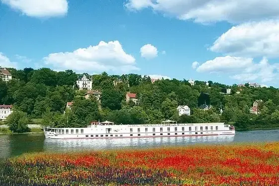 MS "Frederic Chopin"