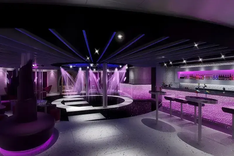 Carnival Breeze.webp