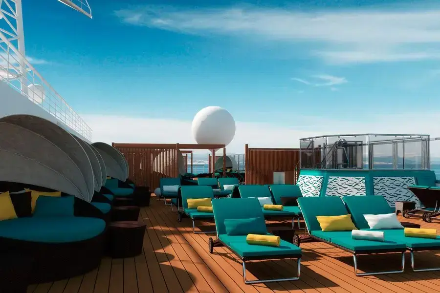 Carnival Breeze.webp