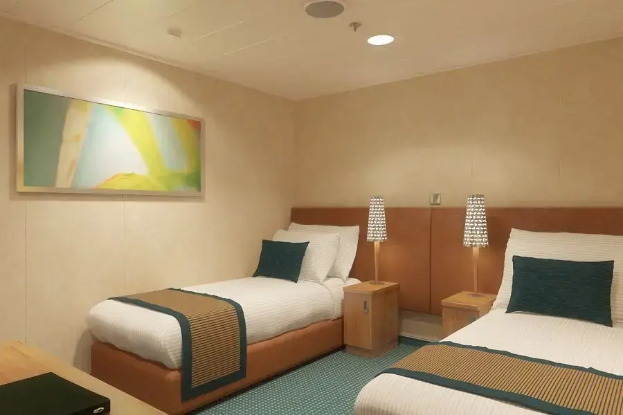 Carnival Breeze.webp