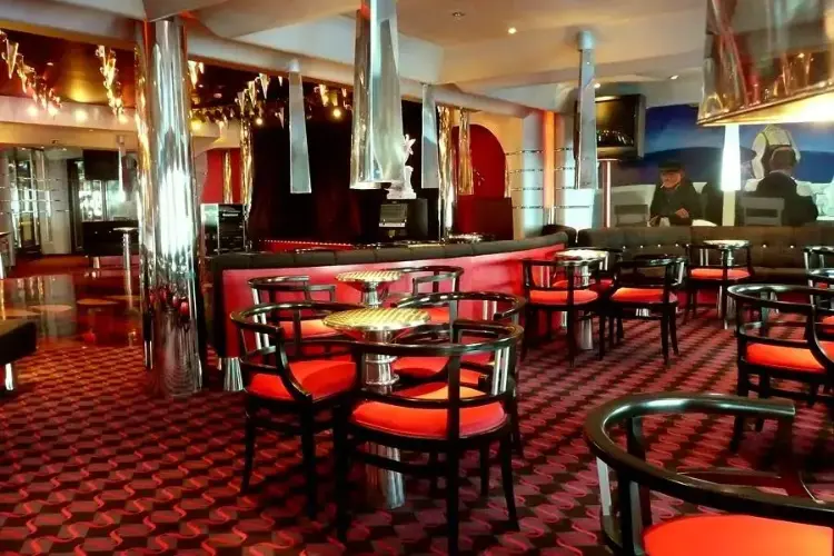 Carnival Miracle.webp