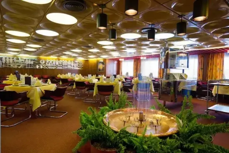 Сергей Есенин.webp