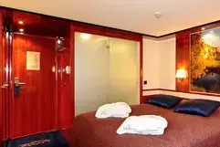 Каюта SUPERIOR на нижней палубе с окном.webp