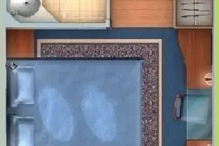 Мини-люкс на Нижней палубе с окном.webp