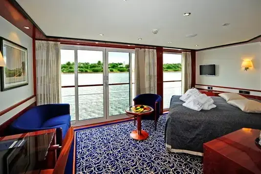 Люкс De Luxe на Верхней палубе с французским балконом.webp