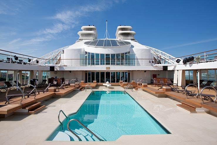 Seabourn Sojourn.jpg