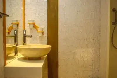 Running on Waves .webp