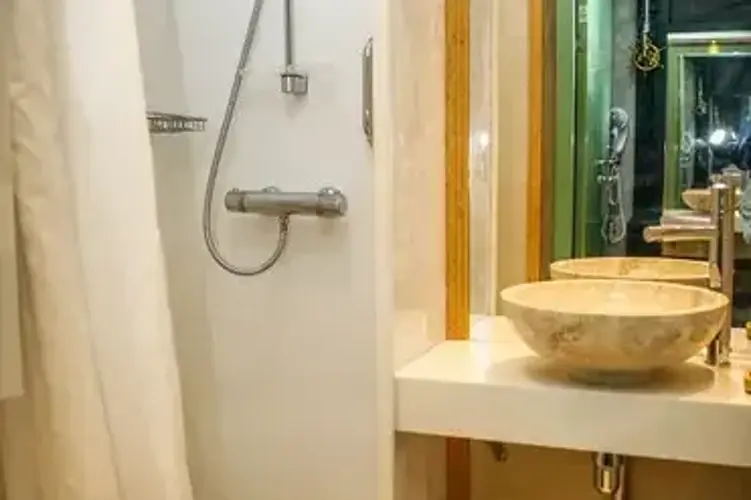 Running on Waves .webp