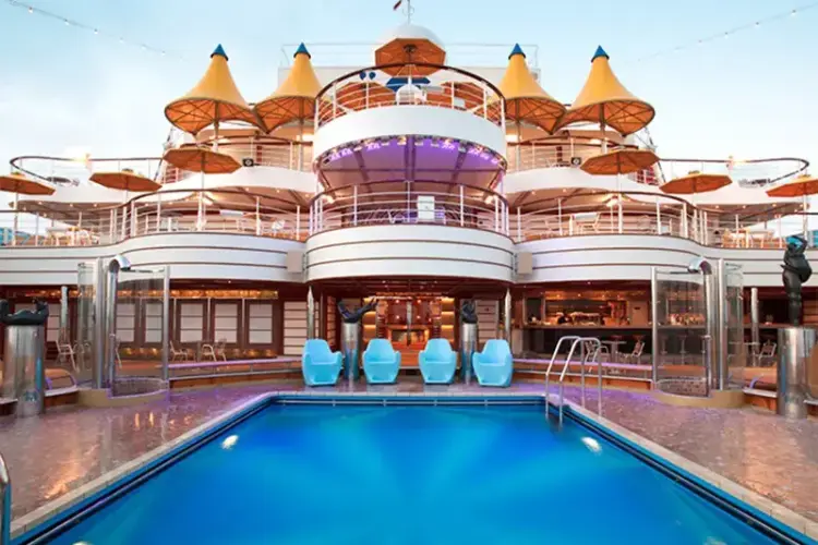 Бар у бассейна Lido Via col Vento.webp