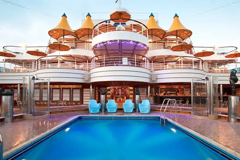 Бар у бассейна Lido Via col Vento.webp