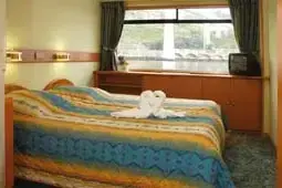 Stateroom-2.webp