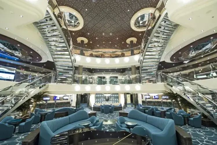 02 MSC Preziosa, Preziosa Reception.webp