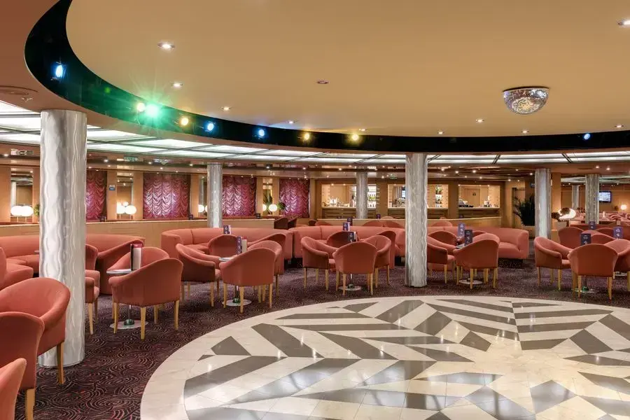 015_Ship_MSC_Armonia_Bar_del_Duomo.webp