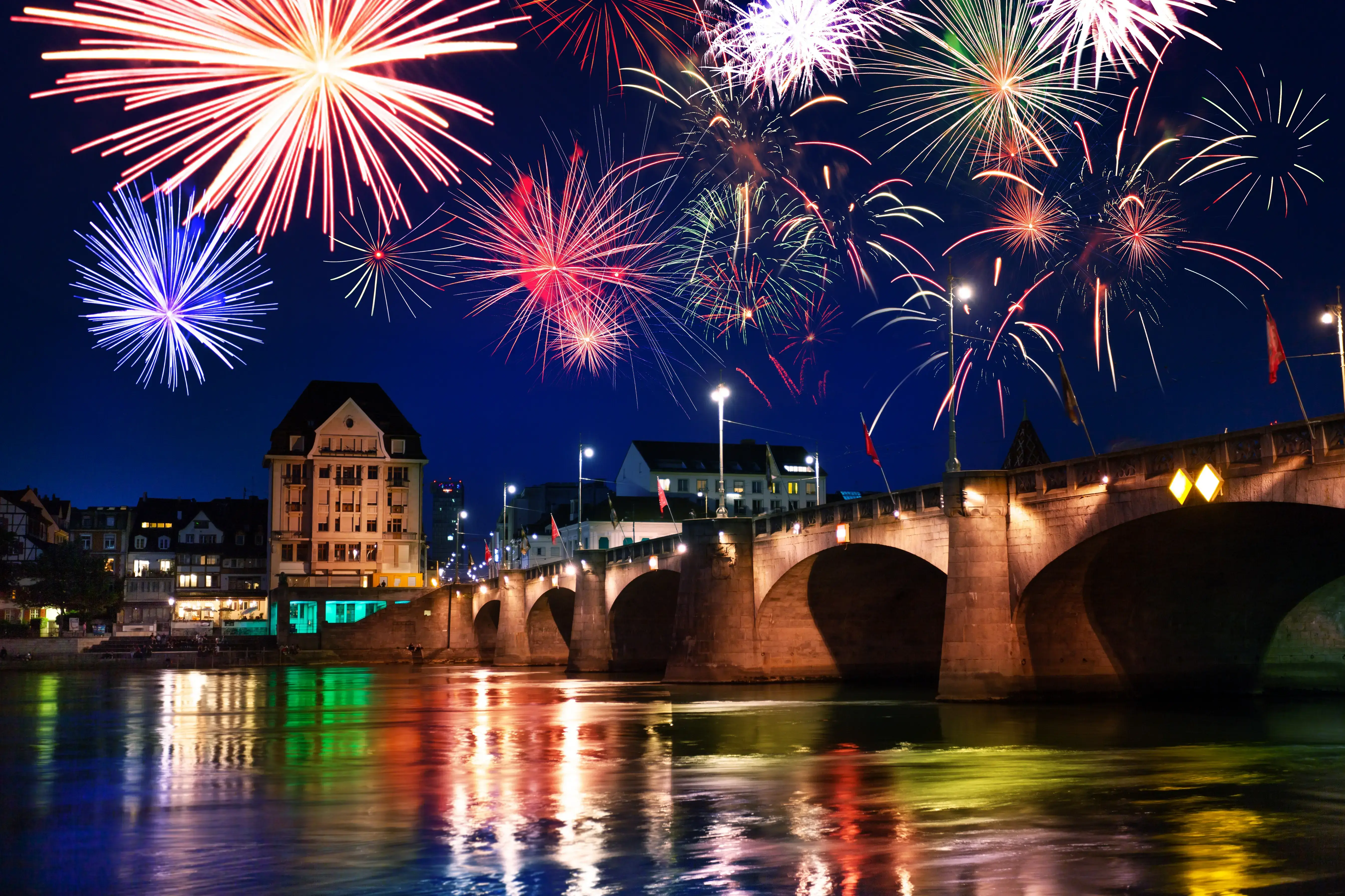Lueftner_Cruises_Amadeus_Rhine_Winter_Germany_Basel_New_Year_Firework__c_shutterstock_1528939814.webp