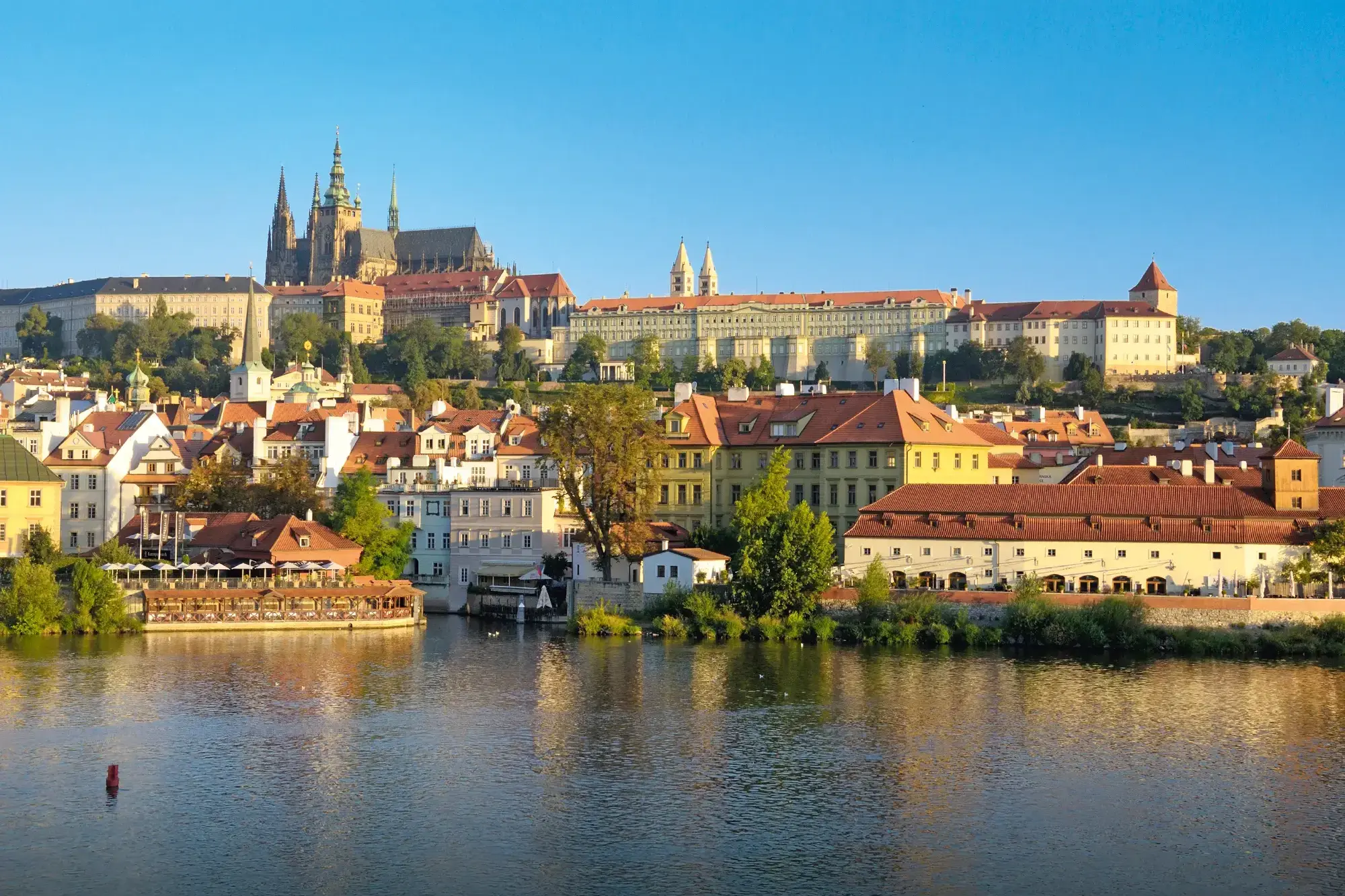 _c_Prag_Altstadt_LU126102710.webp