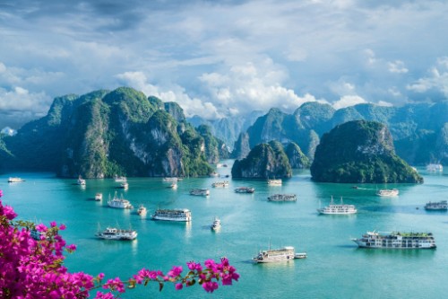 Zatoka Halong Ha Long / Vietnam