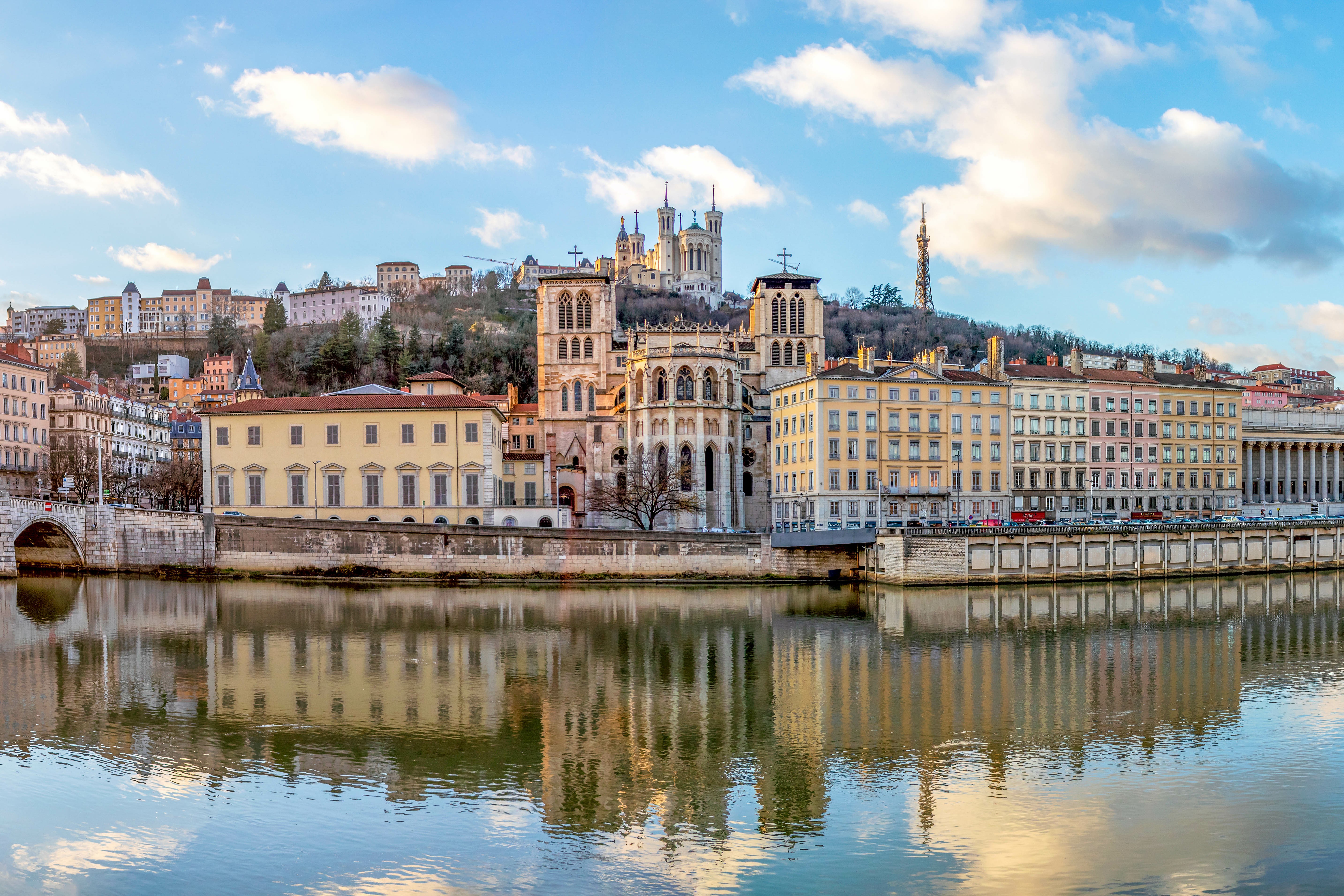 lyon-adobestock-316377106.jpeg