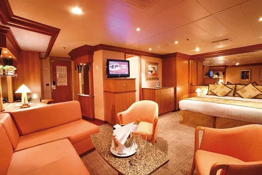 2 pacifica_grand_suite.webp