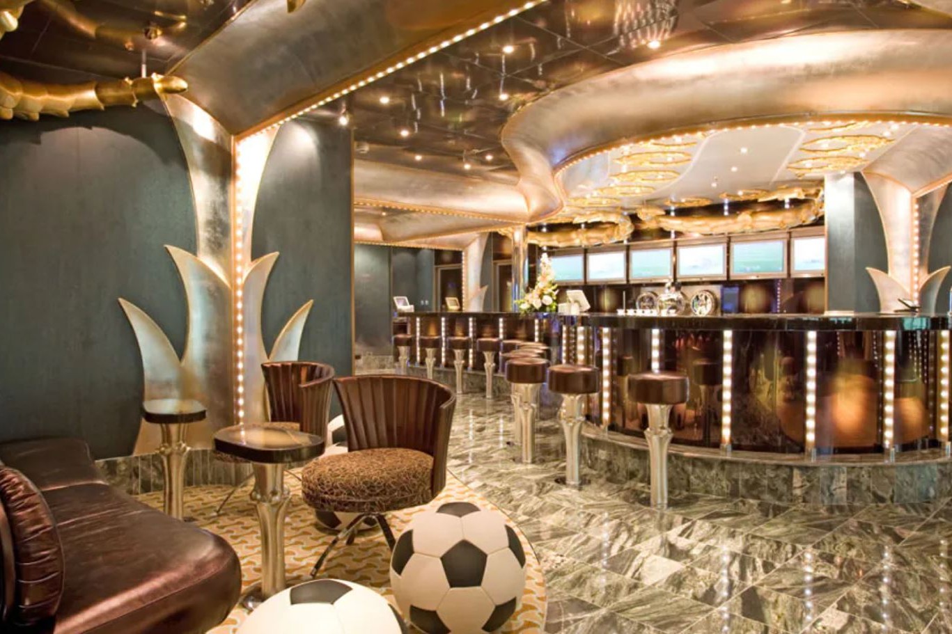 21 Serena spotbar.JPG