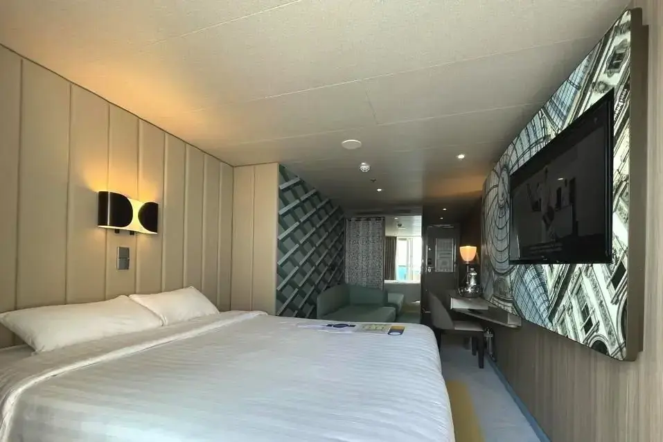 8 Costa-Smeralda-Balkonkabine.webp