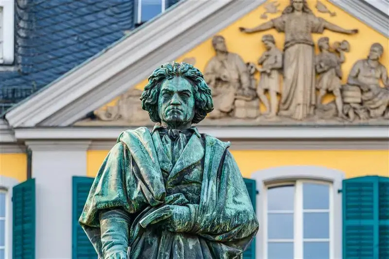 bonn-beethoven-adobestock.webp