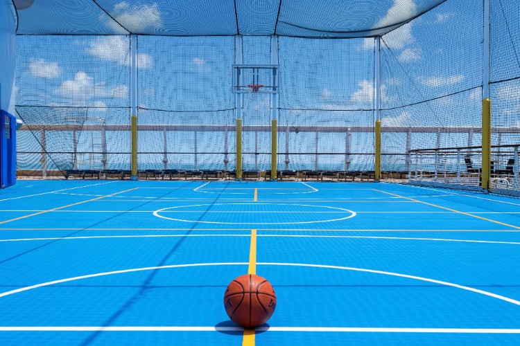 NCL, Norwegian Sky, Sports Court 1.jpeg