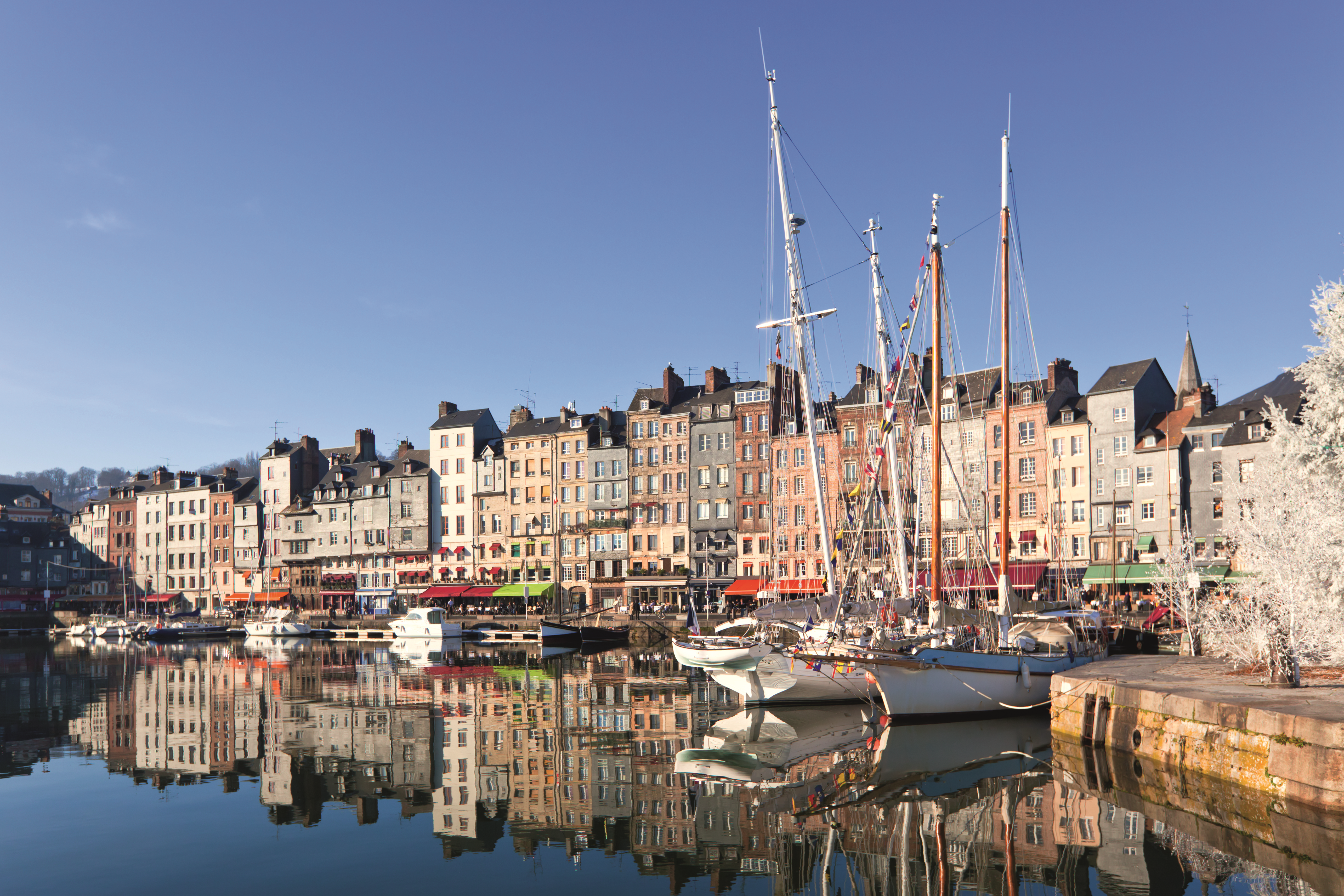 _c_Honfleur_Hafen_LU72887572.png