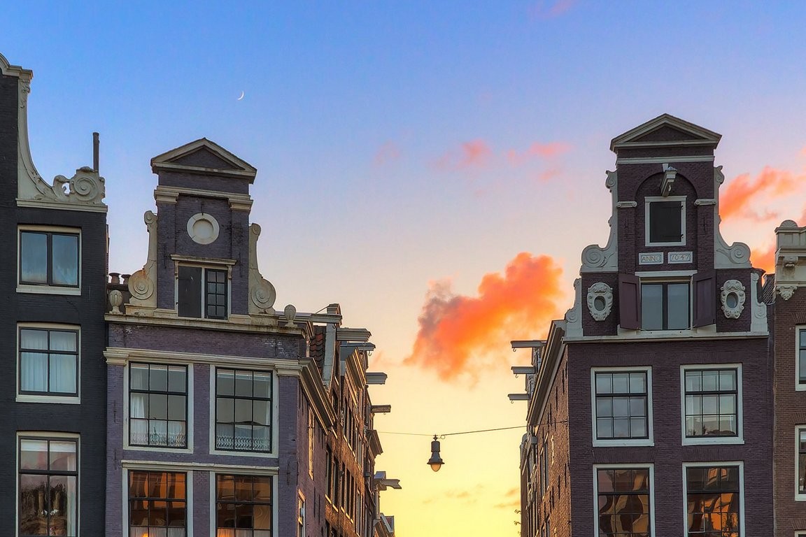 csm_AdobeStock_165656575_Amsterdam_33b6b080a3.jpeg