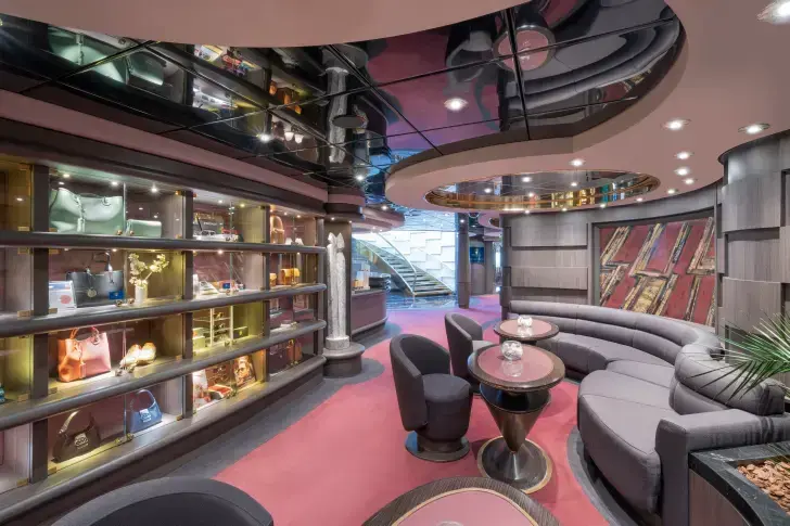 MSC25041907MSC  Divina MSC Yacht Club Concierge Area.webp