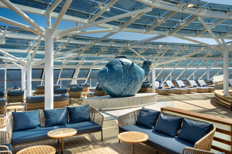 MSC23019348MSC Euribia MSC Yacht Club Sundeck & Bar.png