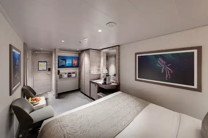 MSC Euribia, MSC Yacht Club Interior Suite (YIN) 2.webp