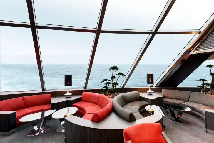 MSC19001379MSC Grandiosa, MSC Yacht Club - Top Sail Lounge.webp