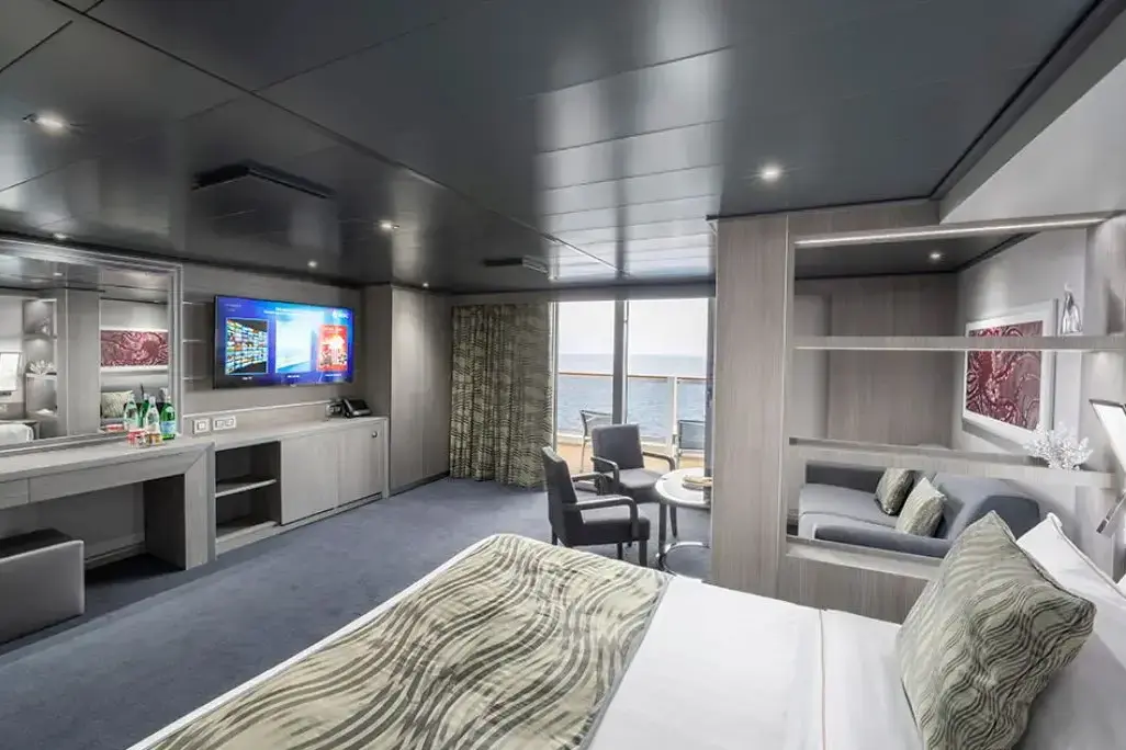 msc-seascape-yacht-club_deluxe-suite_YC1_.webp