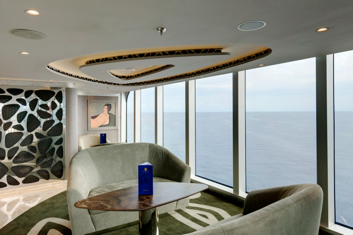 MSC18015549MSC Seaview, MSC Yacht Club Top Sail Lounge.png