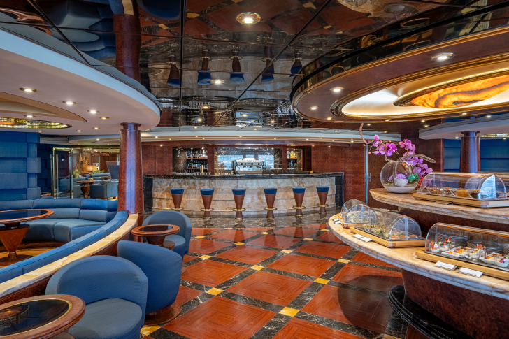 MSC25042574MSC Splendida, MSC Yacht Club - Top Sail Lounge.png