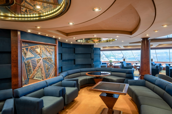 MSC25042577MSC Splendida, MSC Yacht Club - Top Sail Lounge.png