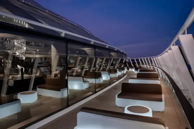 MSC25037868MSC World Asia, Top Sail Lounge.webp
