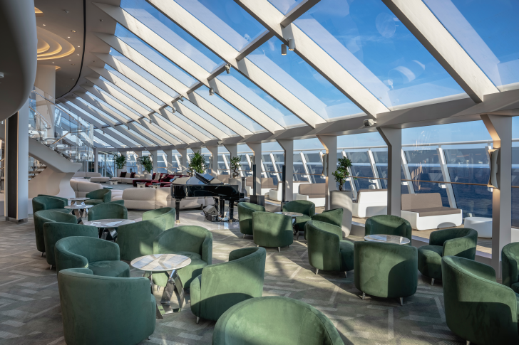 MSC25037870MSC World Asia, Top Sail Lounge.png