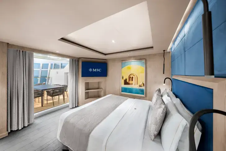 MSC26048469MSC World Europa, MSC Yacht Club Owner's Suite with Whirlpool bath (YC4).webp