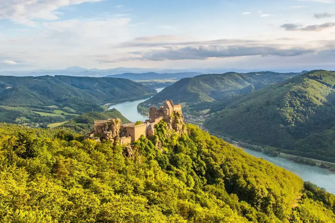 csm_AdobeStock_62819383_Wachau_c01c296c18.webp