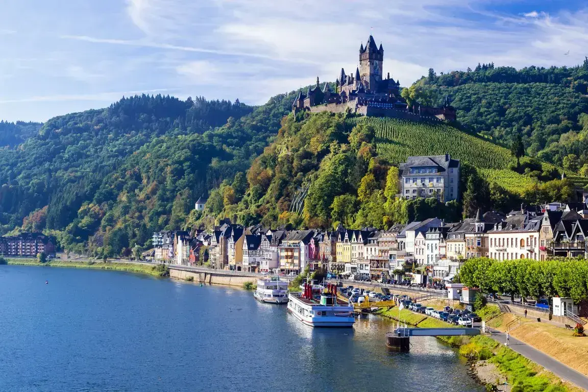 csm_AdobeStock_120835136_Cochem_fed2cf139e.webp