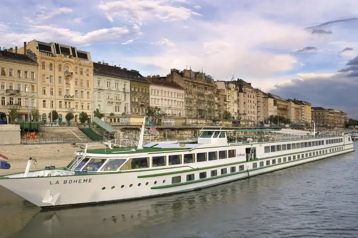 ms-la-boheme-ship 3.webp