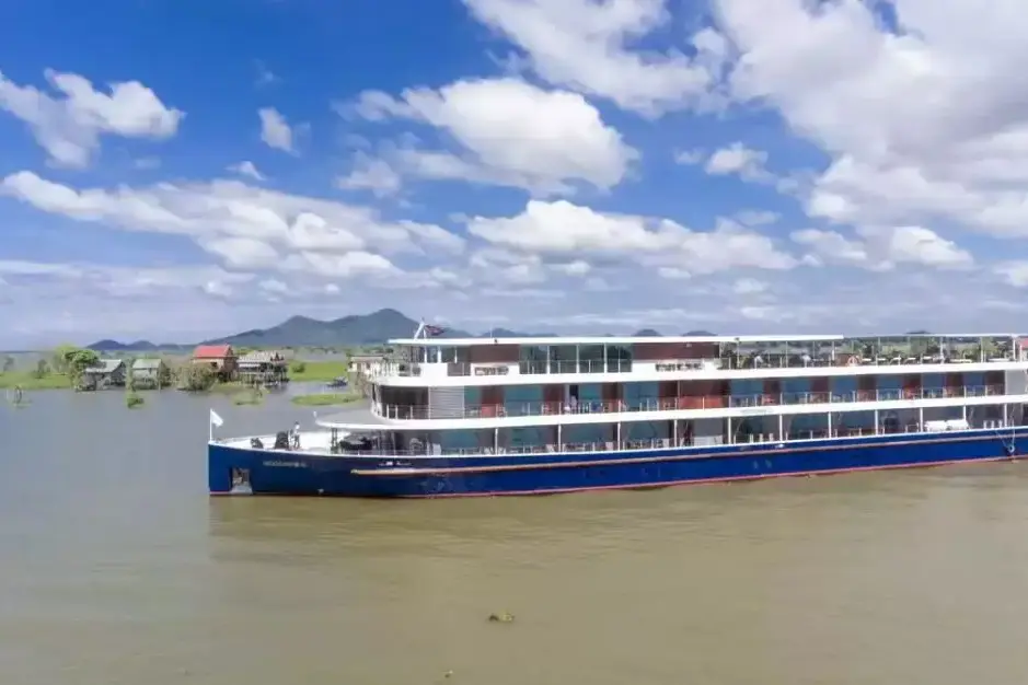 RV Indochine II 3 ship.webp