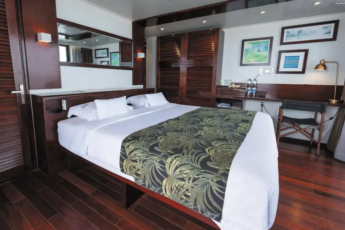 RV Indochine II 8 cabin.webp