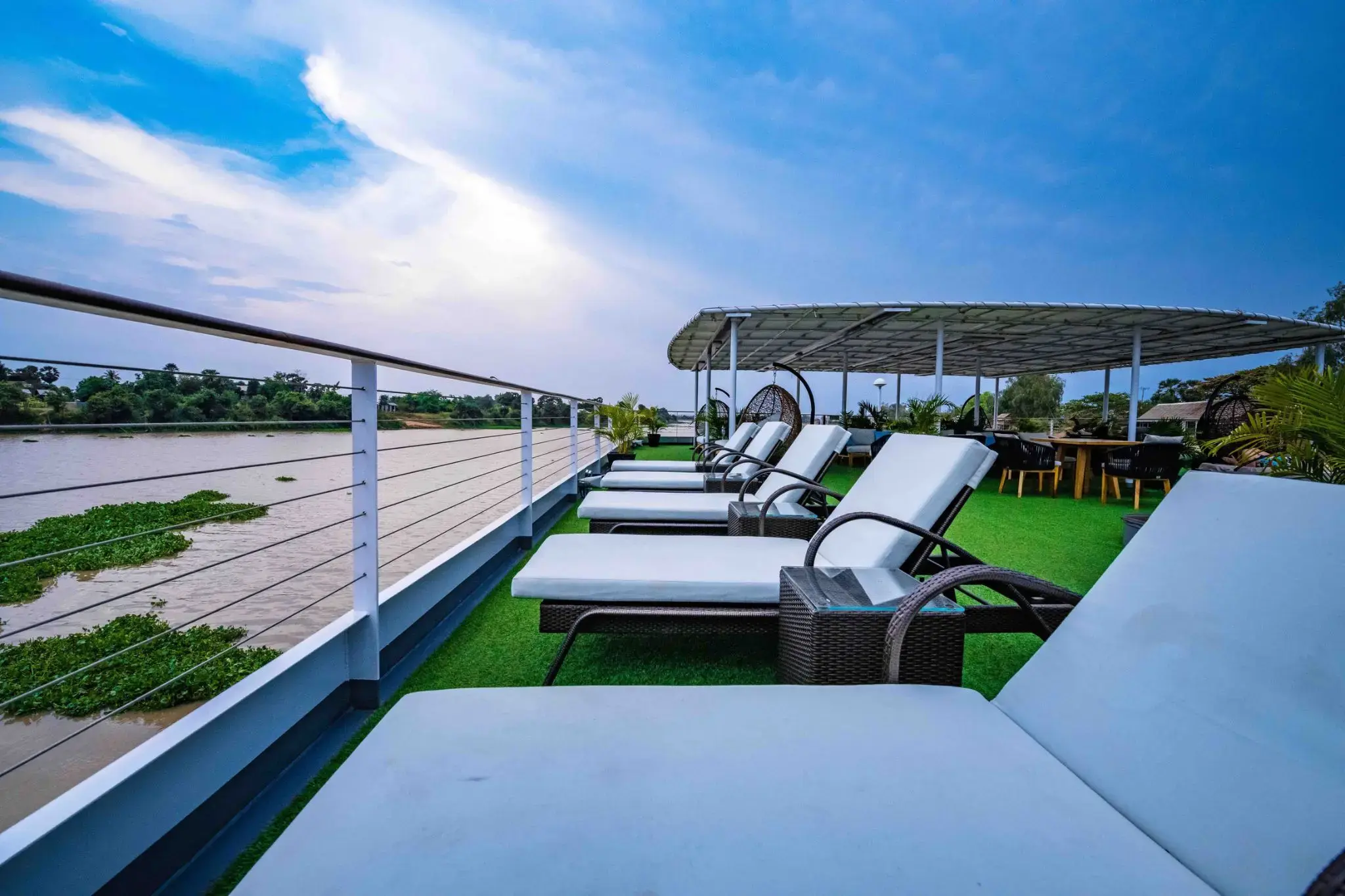 RV Indochine II Sun Deck.webp