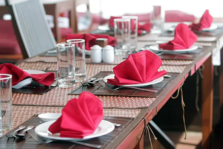 Toum-Tiou-I-Open-Air-Restaurant.webp