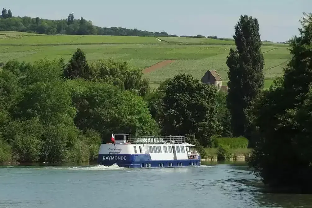 MS RAYMONDE ship 4.webp