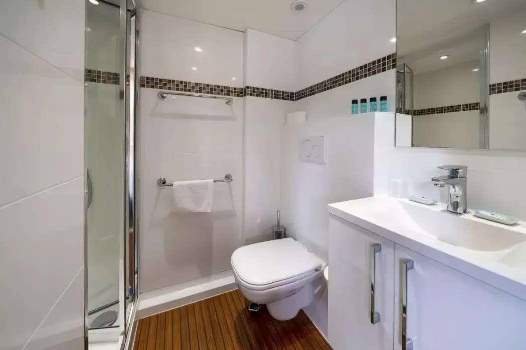 cabin1.1.webp